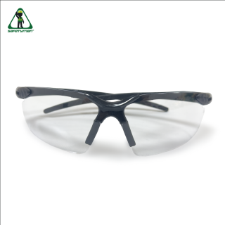 Kính bảo hộ lao động Safetyman màu trắng